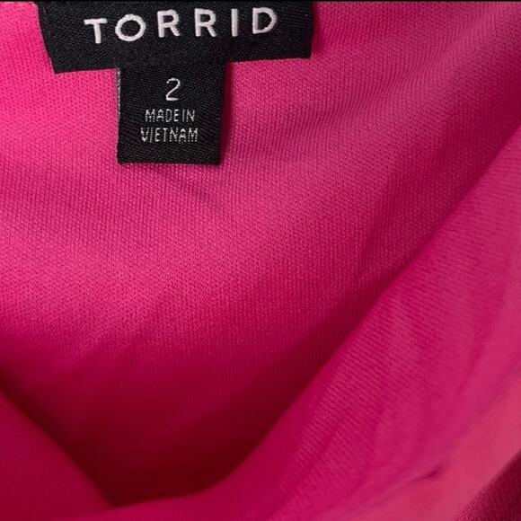 Torrid Chiffon Pink Cowl Neck Flowy Pleated Midi Dress - Picture 10 of 14